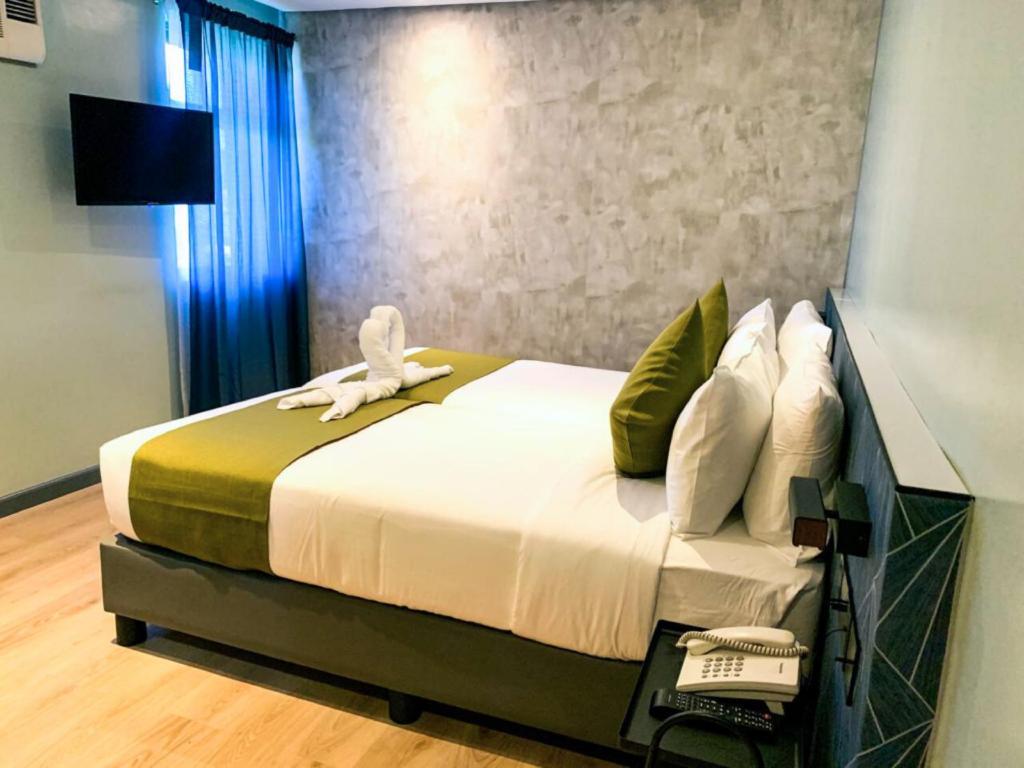 Tuscany Basic Urban Stay Baguio City Екстер'єр фото