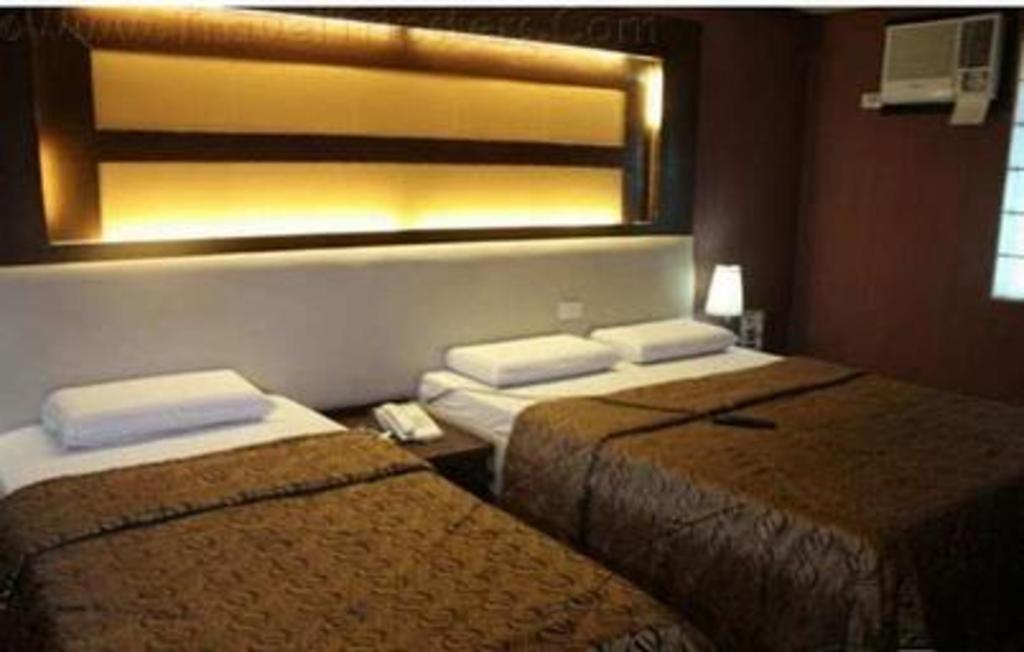 Tuscany Basic Urban Stay Baguio City Екстер'єр фото